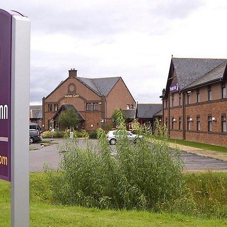 Premier Inn Inverness East Bagian luar foto