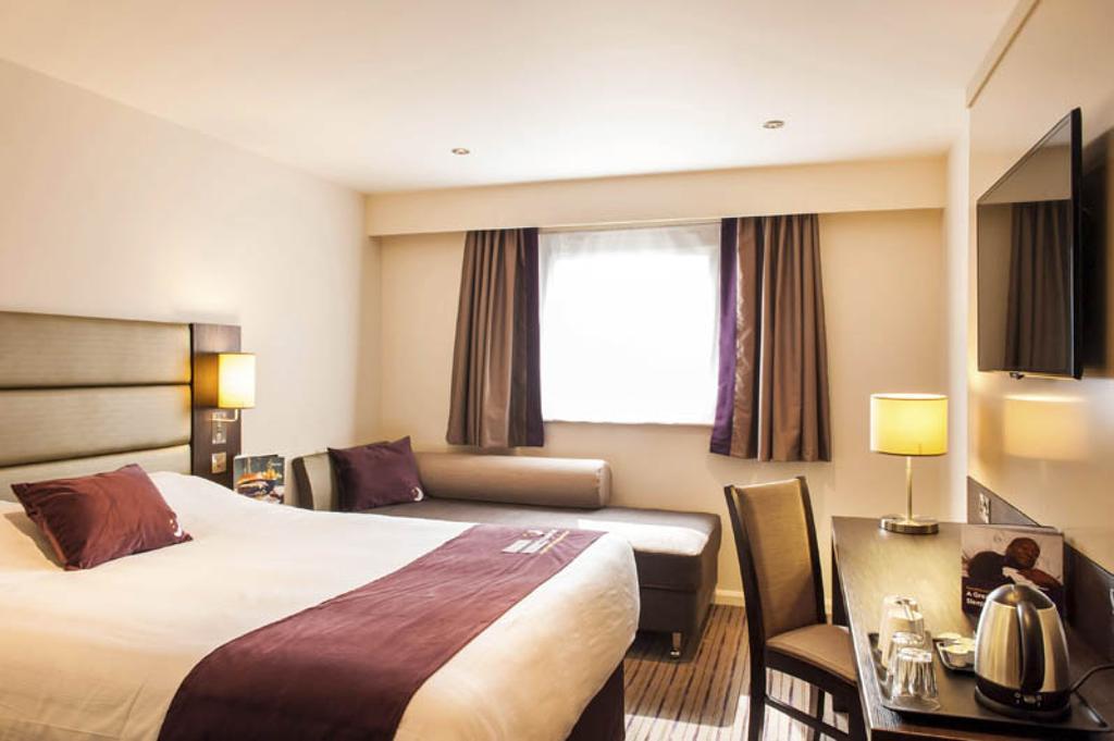 Premier Inn Inverness East Ruang foto