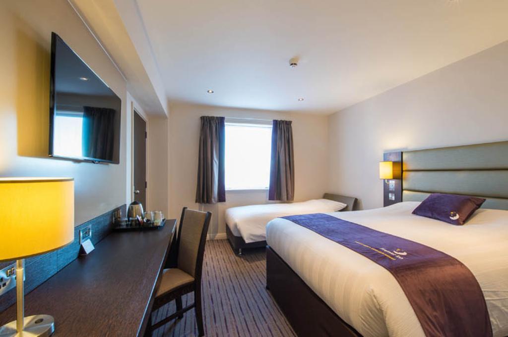 Premier Inn Inverness East Ruang foto