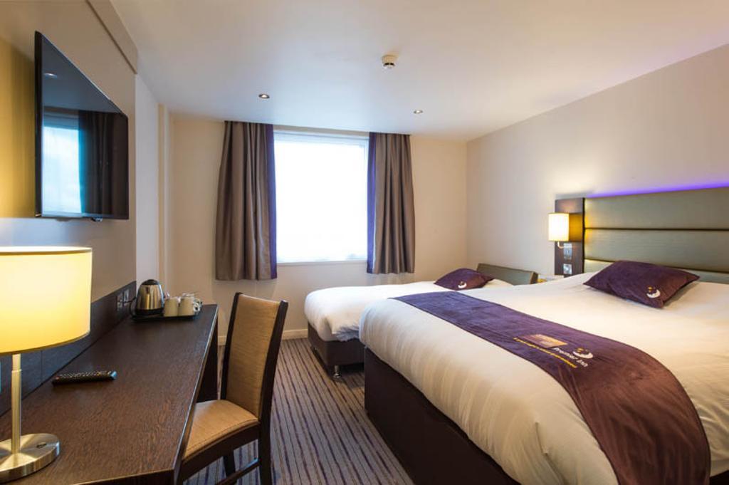 Premier Inn Inverness East Ruang foto