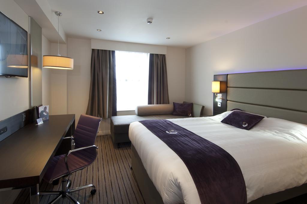 Premier Inn Inverness East Ruang foto